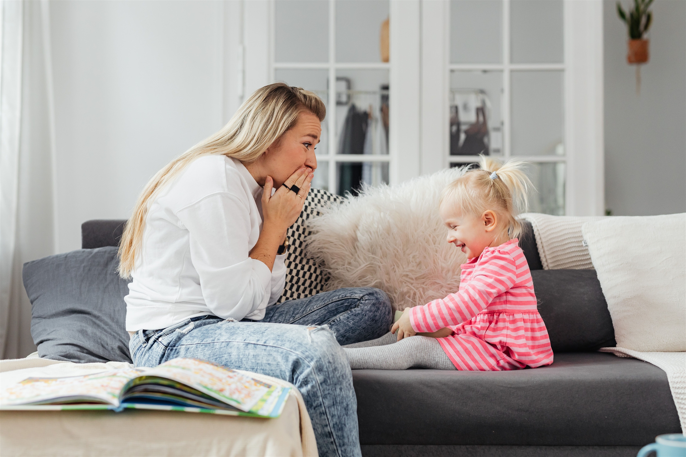 5 Ngôn Ngữ Yêu Thương Của Trẻ: Hiểu Đúng Để Yêu Con Trọn Vẹn (Trẻ 3-7 Tuổi)